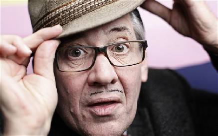Count Arthur Strong